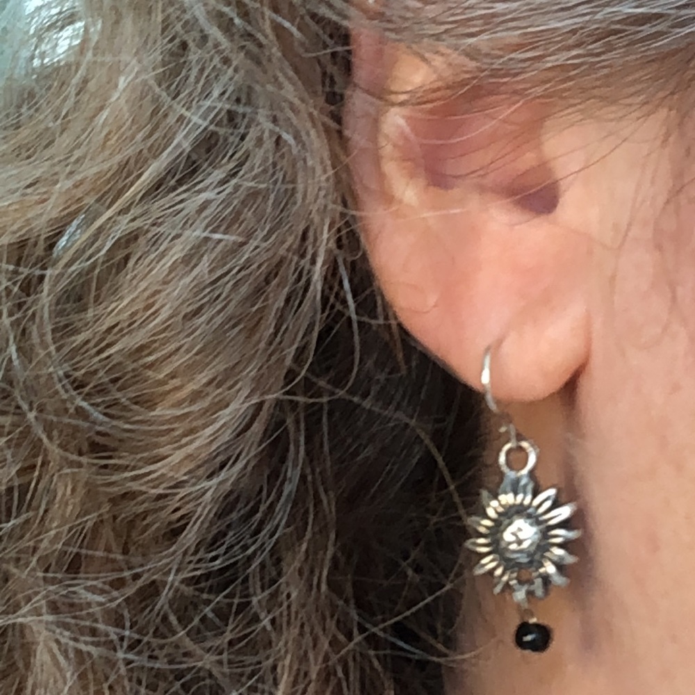 Sunflower Sterling Silver Berry Jewelry Co. Dangle Earrings  (E34) - Picture 4 of 15